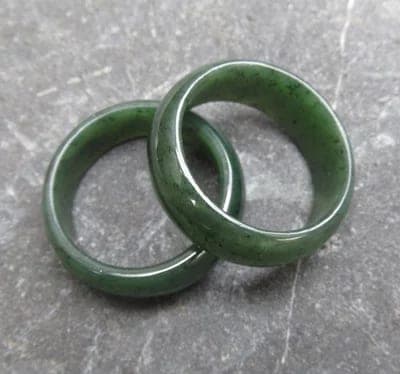 Greenstone Ring 8mm — view 1