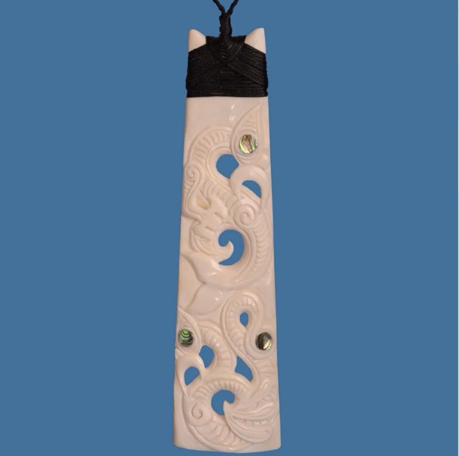 Manaia Bone Toki — view 1